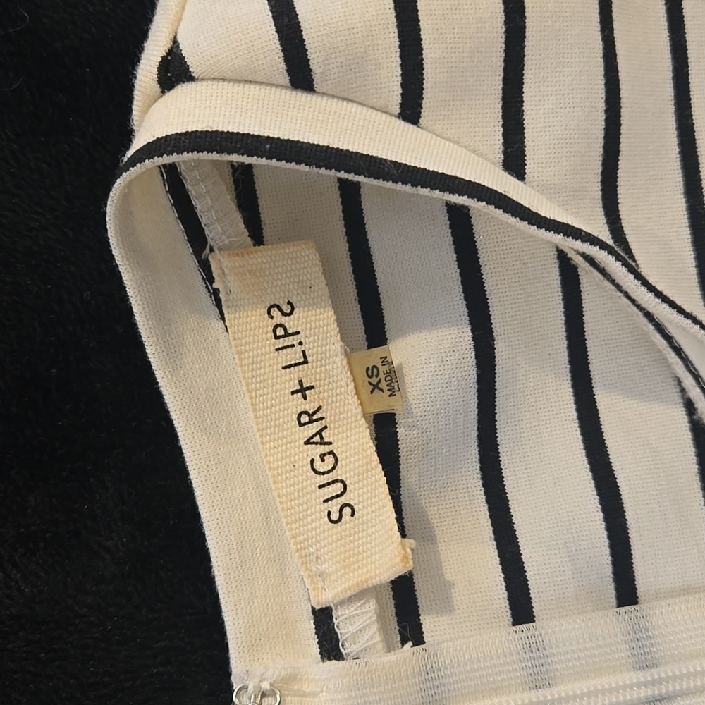 Dress, Bodycon, Striped - Picture 3 of 4